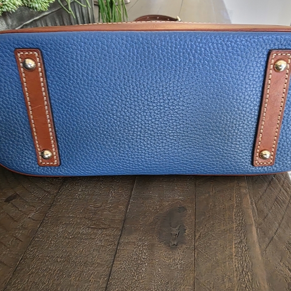 Dooney & Bourke Pebblegrain Zip Top Dome Satchel/Crossbody In The Color Jeans - Picture 7 of 13